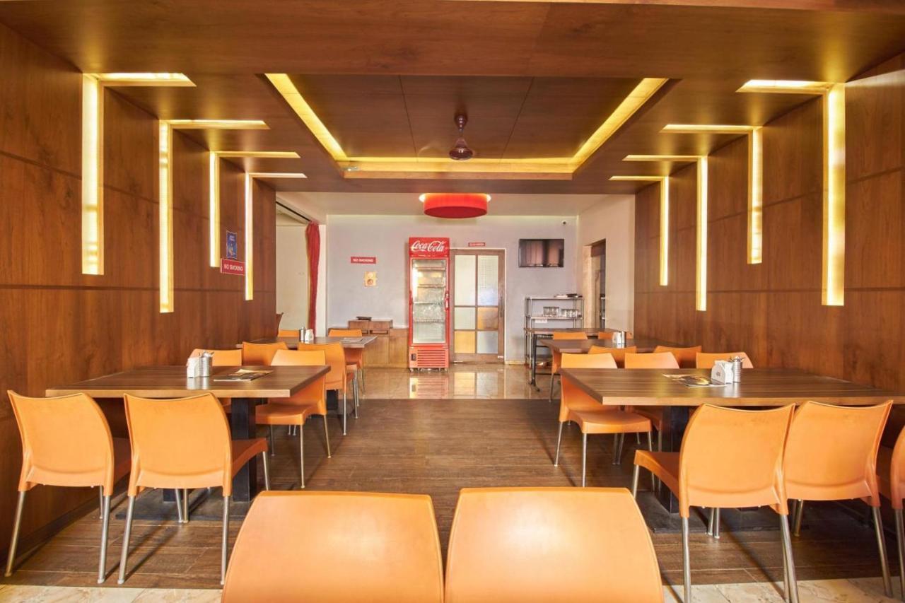 Hotel Opal Kolhápur Kültér fotó