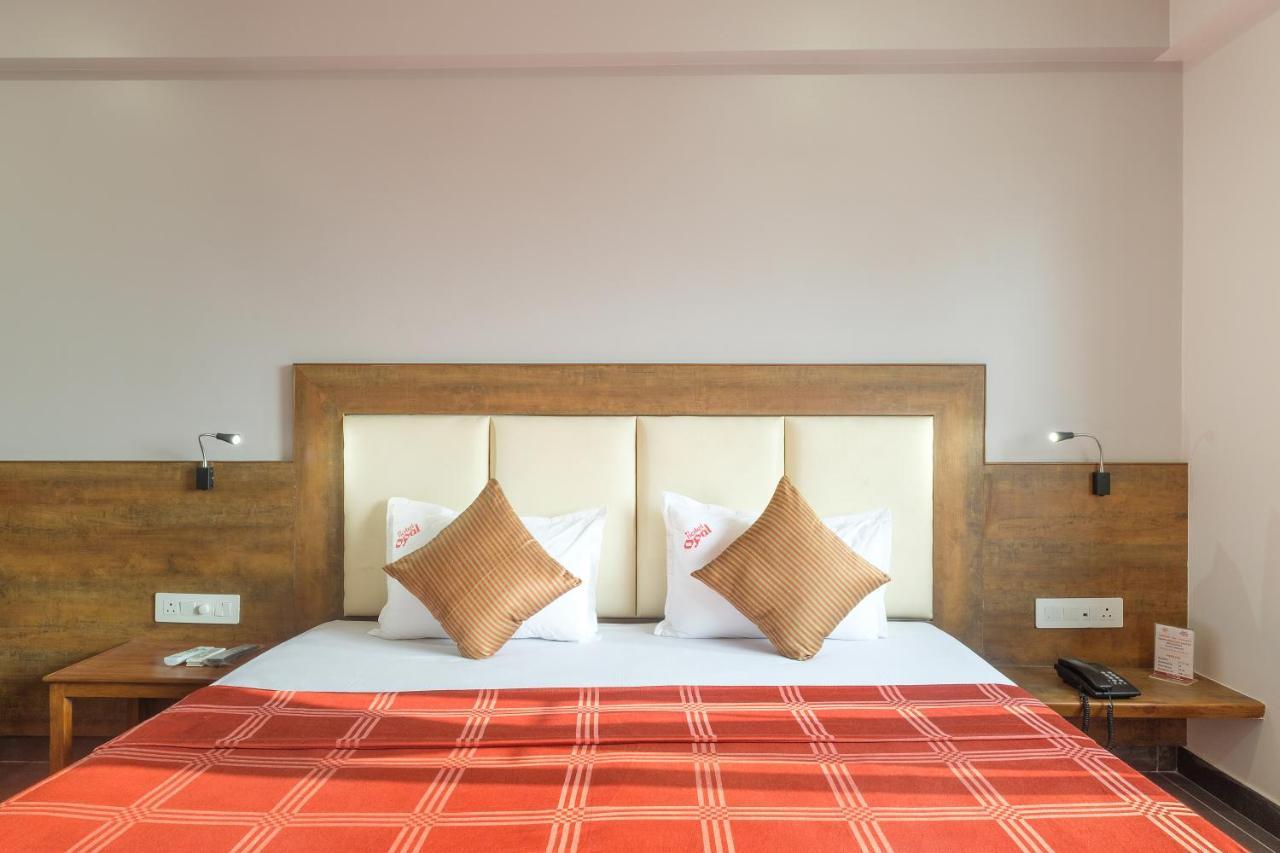 Hotel Opal Kolhápur Kültér fotó