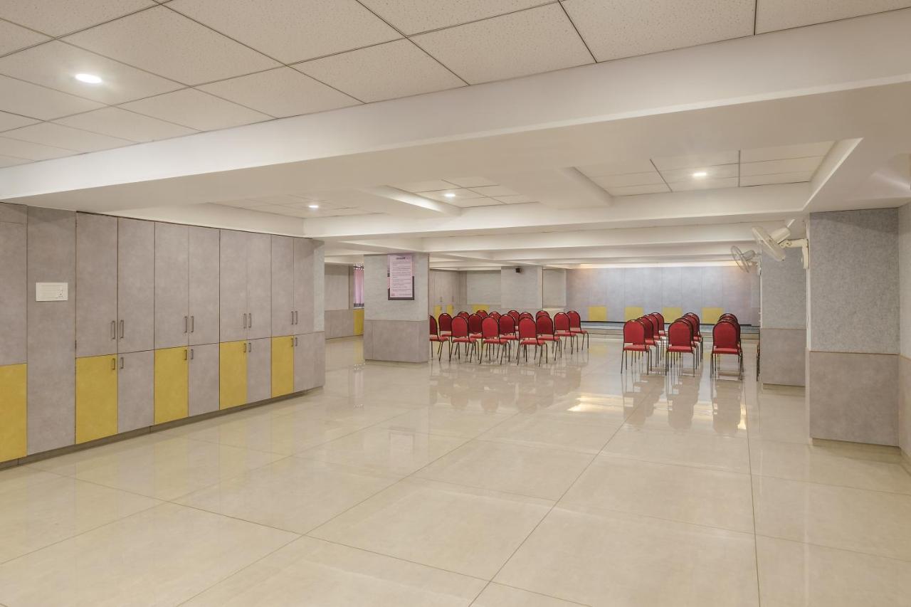 Hotel Opal Kolhápur Kültér fotó