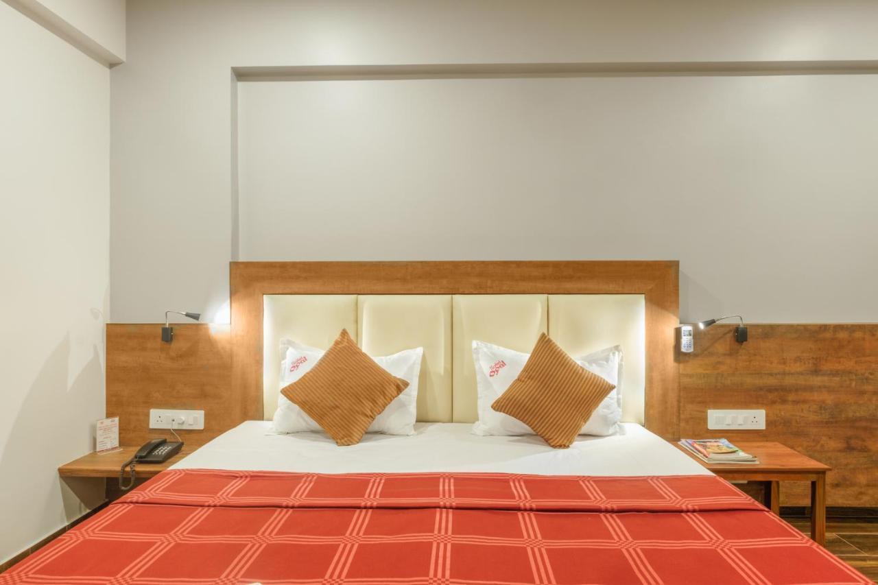 Hotel Opal Kolhápur Kültér fotó