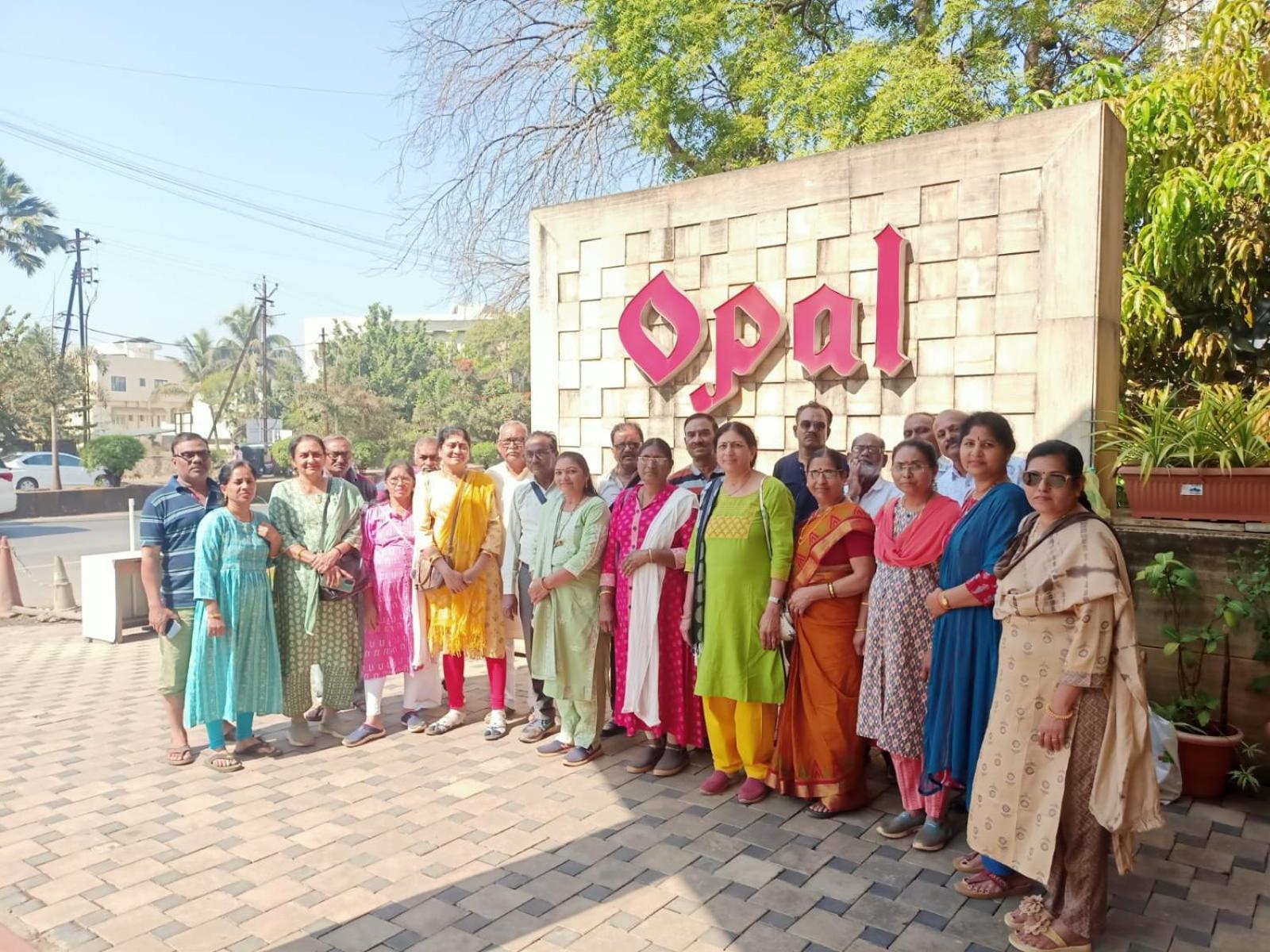 Hotel Opal Kolhápur Kültér fotó